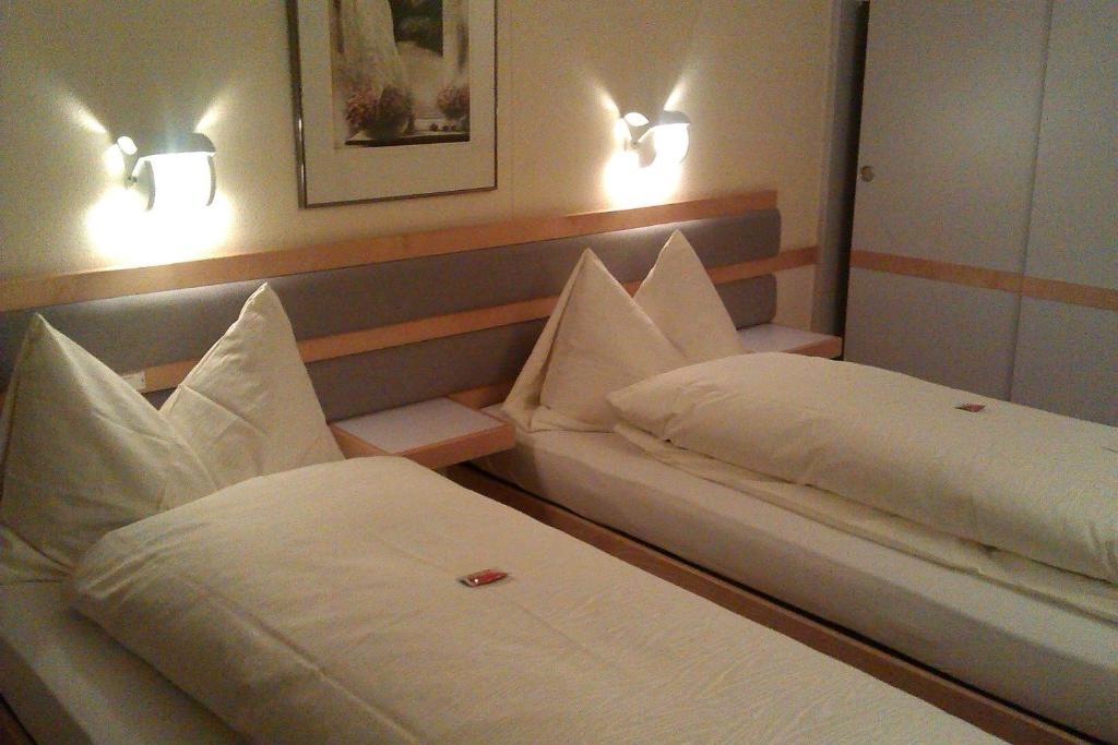 Lorze Hotel Cham Habitación foto