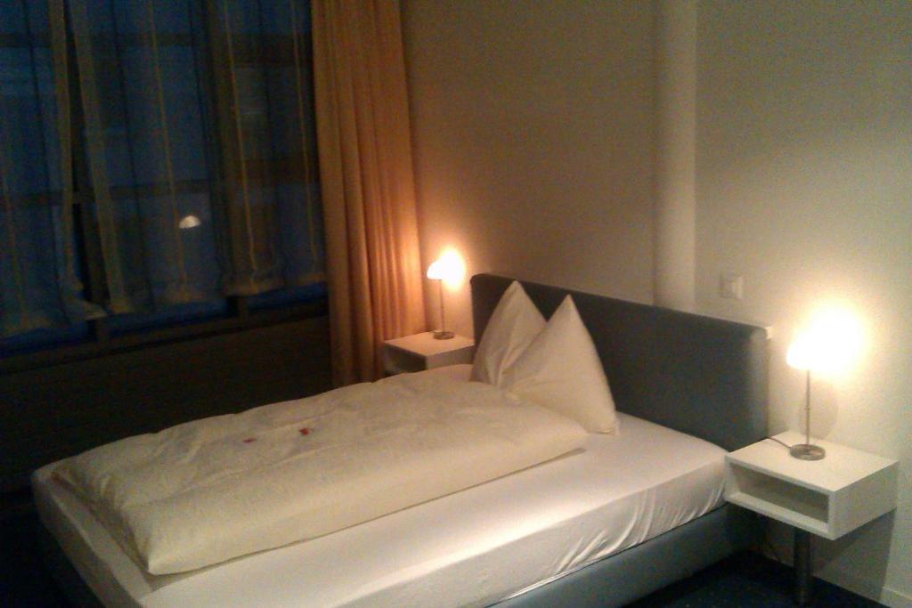 Lorze Hotel Cham Habitación foto