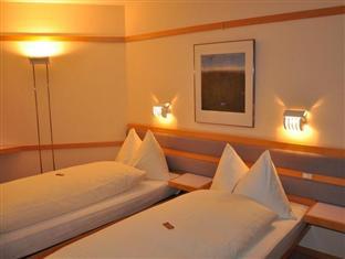 Lorze Hotel Cham Habitación foto